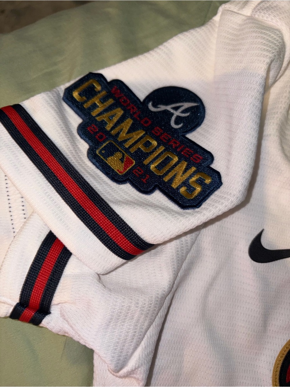 Nike Atlanta Braves Acuna White Button-Up Jersey medium - Picture 5 of 6